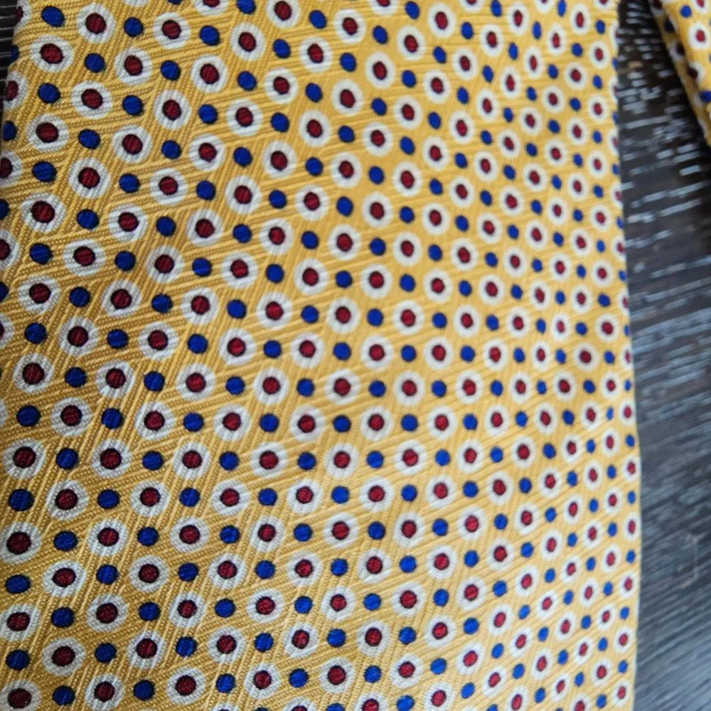 EUC Polo University by Ralph Lauren Men's Silk Polka Dots on Yellow Necktie Tie - Picture 4 of 4
